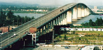 黃石長江大橋