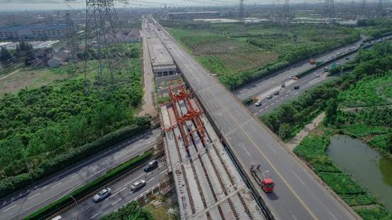 大葉公路S2跨線橋近景